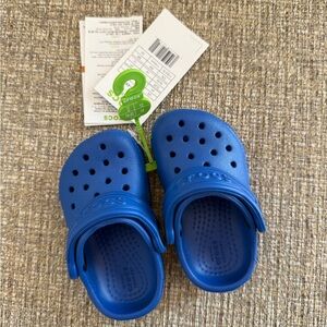 Infant Crocs Littles Clog size 4 in blue bolt